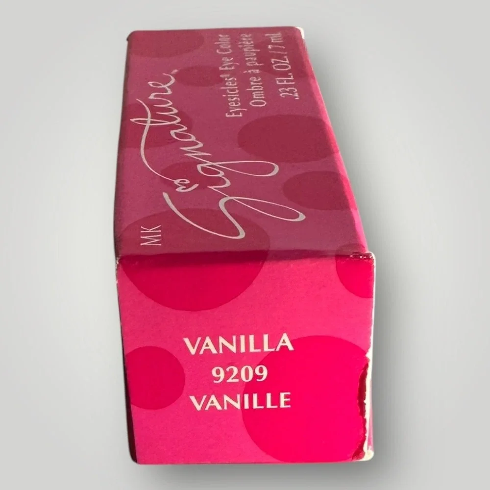 Mary Kay Signature Eyesicles‎ Eye Color Vanilla 9209 Waterproof Matte 0.23oz New